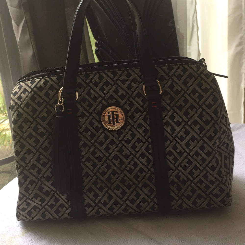 Tommy Hilfiger Black/tan handbag